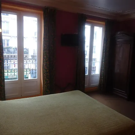 Hotel Des Belges 3*