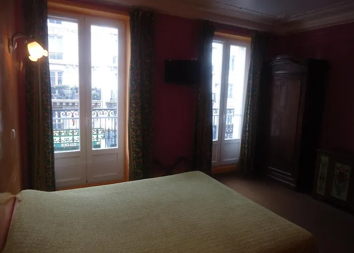 Hotel Des Belges 2*