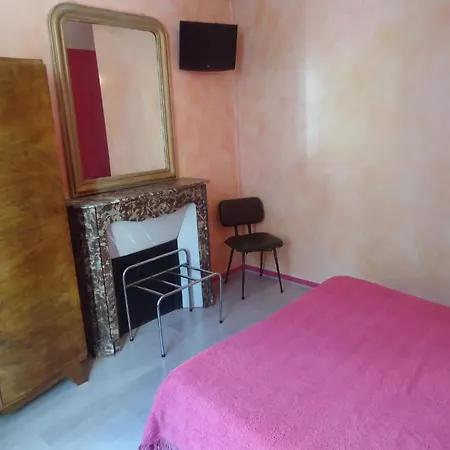 Hotel Des Belges 3*