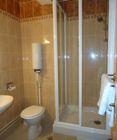Des Belges Hotel 3*